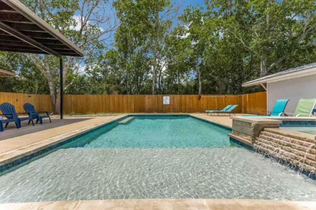 5 Bdrm Home On 2 Acres Mins To Wineries Private Heated Pool And Hot Tub Johnson City Eksteriør billede